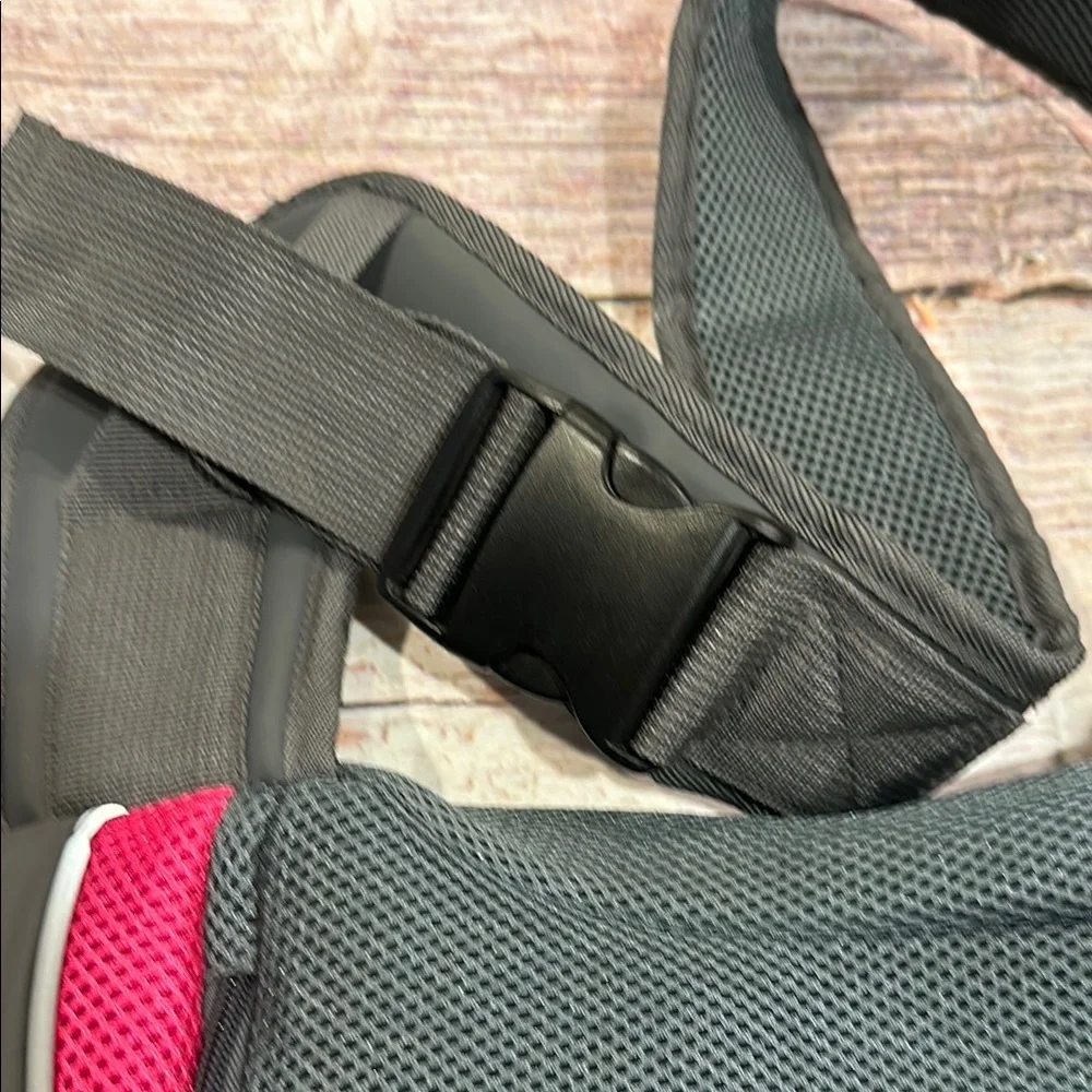 Yudodo Comfy Paws Pet Sling Carrier - Black and Pink